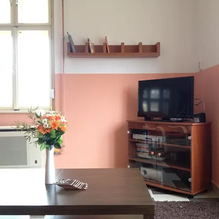 بيت للعطل House Mernye